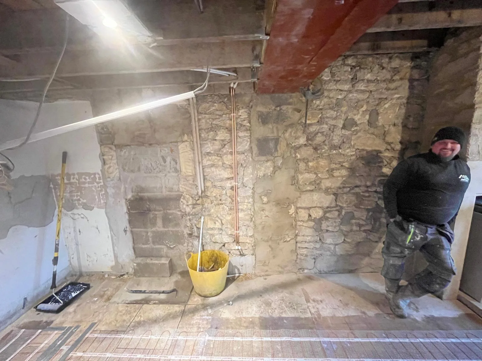 Custom Kitchen & Underfloor Heating Refit — photo 7 of 10